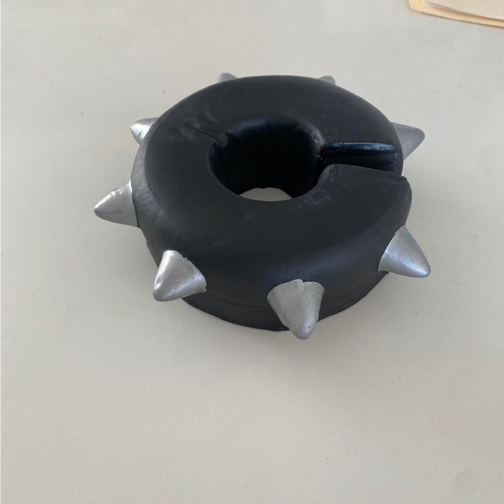 Spike Choker Accessory - Picture 4 of 6